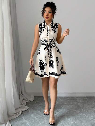 SHEIN PETITE Rochie tip cămașă fără mâneci cu imprimeu floral și pliuri pentru femei