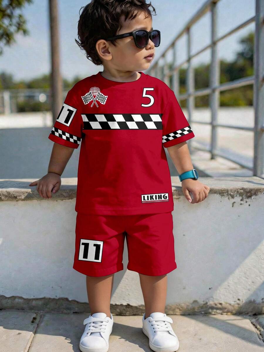 SHEIN Conjunto de camiseta casual minimalista para niño pequeño, adecuado para el verano, con cultura de carreras clásica, estampado a cuadros en blanco y negro, estampado del número 11, estampado de logotipo de texto clásico - Multicolor - Ver 1