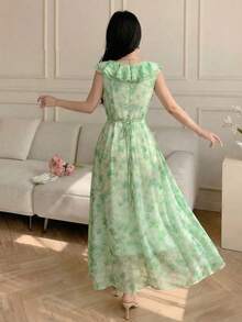 Celisse French Elegant Botanical Print Sleeveless Dress - Green - View 2