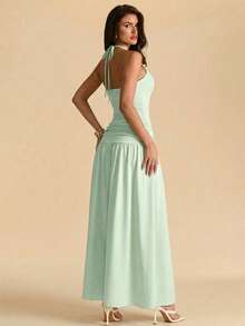 SHEIN BAE Women's Casual Vacation Solid Green V-Neck Waist Hollow Lace-Up Sexy Dress, Suitable For Casual Vacation, Beach Vacation, Casual Daily Wear, Commuting, Vacation Occasions, Beach, Comfortable Outfit, Green Dress, Casual Vacation Dress,Summer Dresses For Women - Green - View 2