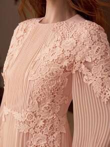 MOTF PREMIUM ROBE LONGUE ÉLÉGANTE ET ROMANTIQUE POUR FEMMES, PATCHWORK EN DENTELLE ET PLISSÉE, PRINTEMPS/ÉTÉ - Vieux Rose - Voir 1