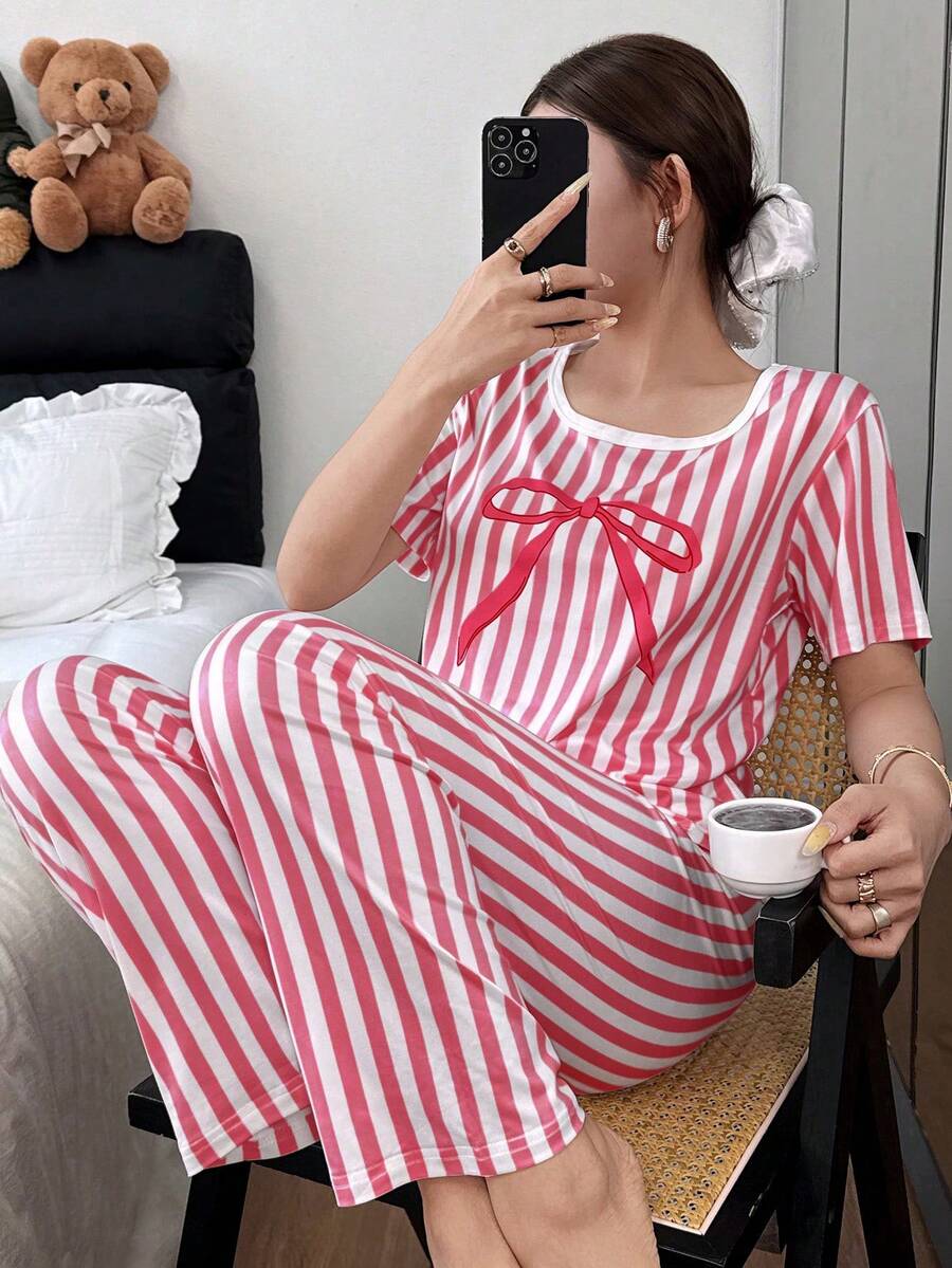 SHEIN 粉色条纹蝴蝶结印花短袖长裤女士睡衣套装 - 彩色 - 查看 1