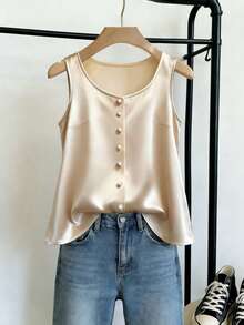 Franclia 女士香槟色纽扣休闲上衣，适合通勤、日常穿着、度假、派对、下午茶等场合，圆领宽松版型，春夏款真丝上衣，女士真丝上衣连衣裙，女士缎面上衣，缎面衬衫，真丝衬衫，纽扣上衣，女士背心，女士吊带背心，女士夏季上衣，女士上衣和衬衫，职业衬衫，纽扣吊带背心，金色纽扣上衣，女士休闲现代纽扣上衣，女士夏季上衣 - 香檳色 - 查看 1