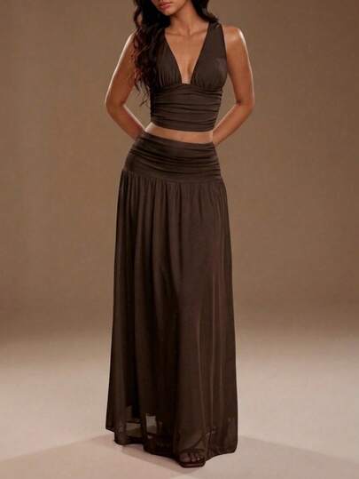 TRNVIE Women's Elegant V-Neck Camisole And High-Waisted Mesh Skirt 2-Piece Set, Spring/Summer