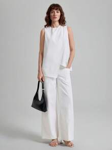 Ontre 2026夏季新款不对称下摆吊带背心，适合春夏季节的都市通勤、度假、海滩、音乐节等场合。休闲、简约、优雅简约的女士夏季连衣裙，女士度假装扮 - 白色 - 查看 4