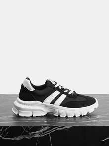 Vate 女士白色网眼绒面革厚底运动鞋，饰有黑色条纹——舒适的户外休闲鞋 - 黑與白 - 查看 2