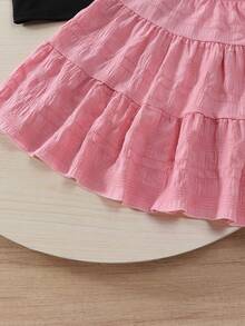 SHEIN Playful Pals 2件組少女可愛花卉女孩剪影印花夏季上衣與粉色裙子，生日穿搭OOTD女孩春季服裝套裝，3至4歲 - 黑色 - 查看 5