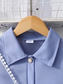SHEIN Đầm hè thời trang mới 2026 chất liệu mềm mại, co giãn, thích hợp cho kỳ nghỉ, du lịch, đầm cardigan tay cánh hoa cổ bẻ đính ngọc trai cho bé gái, đầm hè dễ thương thắt eo có túi, thích hợp mặc hàng ngày, dự tiệc, đi chơi. - Màu xanh lam - Xem 5