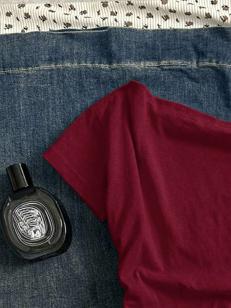 Attitoon Casual Retro Street Graffiti Lip Print Ruched Off Shoulder Tight Short Sleeve T-Shirt For Women, Suitable For Early Autumn, Versatile Vintage, Academia, Sexy, Cute, Y2K, Coconut Girl, Boho, Hippie, Music Festival, Spring/Summer,Summer Top - Burgundy - View 6