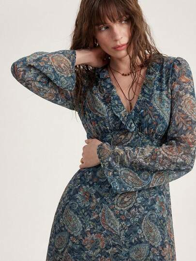 Aveloria Modichic Women Teal Printed Chiffon Dress Slim Fit Waist Maxi Dress V Neck Ruffle Patchwork Flare Sleeve Paisley Floral Print High Waist Boho Modern Retro Style Vacation Outfits For Women Elegant Dresses For Women Floral Dresses For Women Long Summer Dress For Women