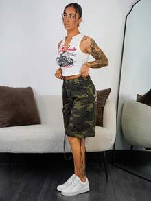 SAYEHFBABY 女士迷彩印花休闲宽松口袋牛仔工装短裤 - 軍綠色 - 查看 5