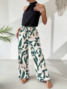 Màu xanh lá cây đậm