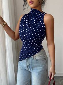 Rafferiza Tank Top Wanita Motif Polkadot Merah dengan Hem Asimetris dan Potongan Pas Badan - Navy Blue - View 3