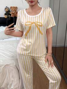 SHEIN 粉色条纹蝴蝶结印花短袖长裤女士睡衣套装 - 彩色 - 查看 3
