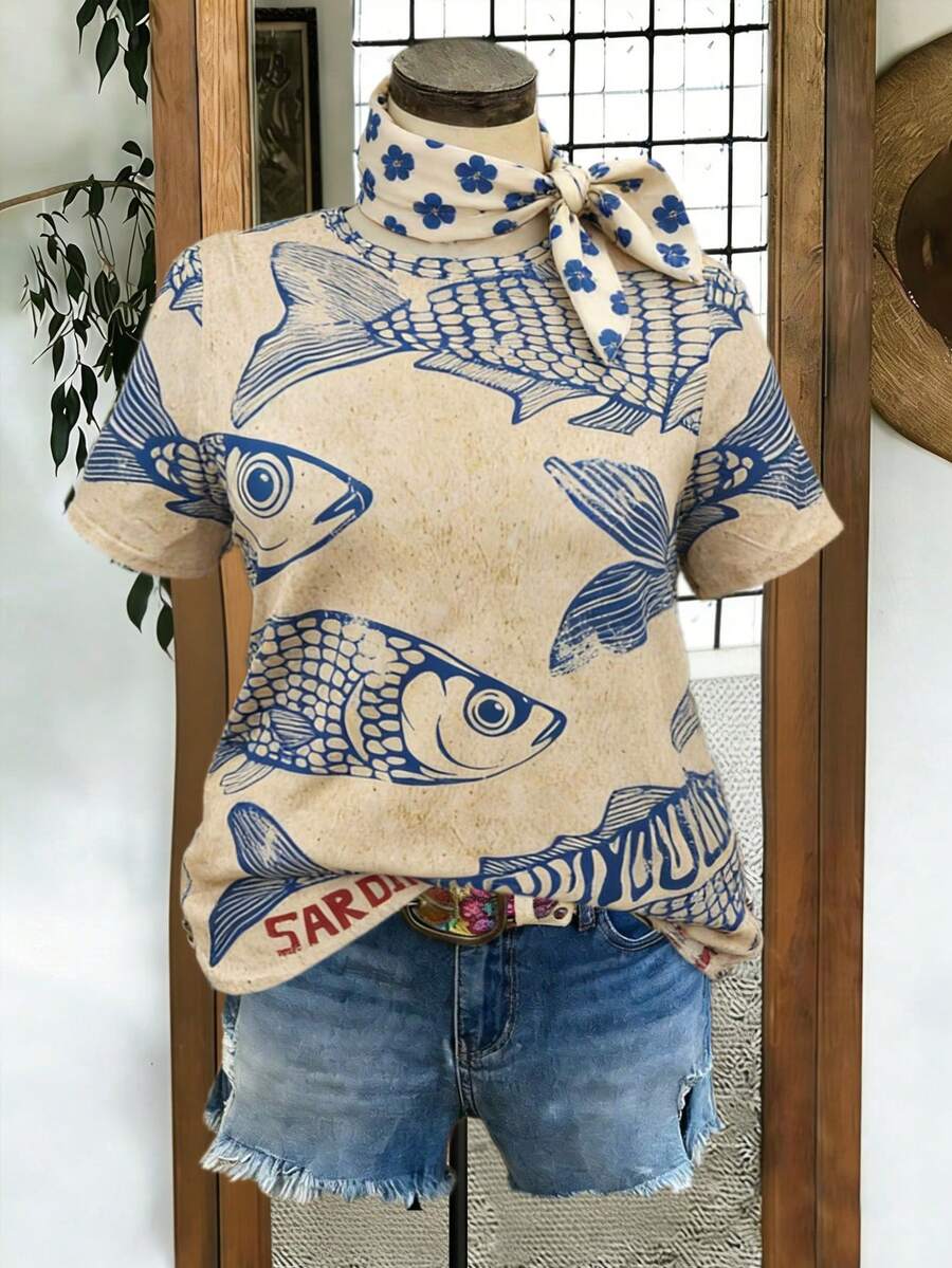 2026年春夏新款加大码女装：俏皮休闲卡其蓝条纹沙丁鱼印花圆领短袖T恤，春夏必备 - 卡其色 - 查看 1