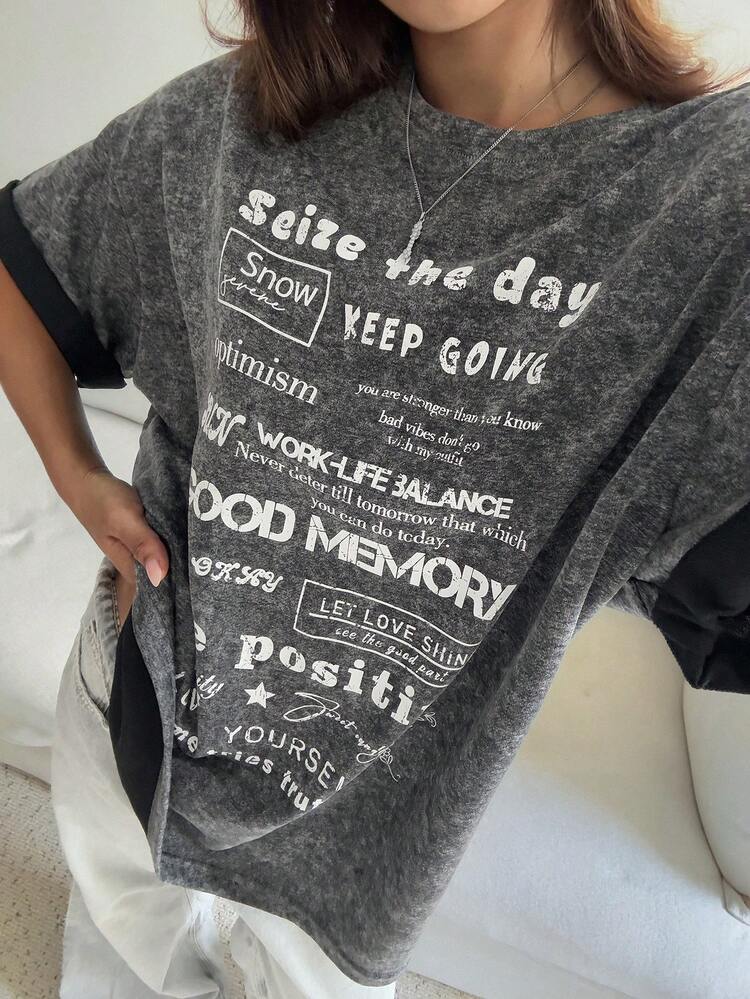 Women's Round Neck Short Sleeve Distressed Fabric Printed Loose Pullover Casual T-Shirt Y2k Graphic Tees Women Oversized