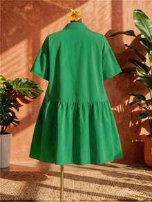 SHEIN CURVE+ Plus Size Women's Emerald Green Ruffle Hem Dress,Summer Smart Casual Vacation Beach Wear,Bohemian Vintage Style St. Patrick's Day Outing Outfit - Green - View 3