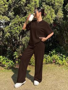 SHEIN EZwear Set de 2 piezas de camiseta y pantalones holgados de color marrón casual, talla grande - Marrón - Ver 4