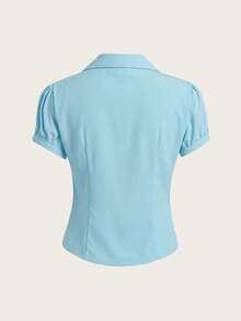 Sweetra Blusa feminina de manga curta com decote em V franzido, modelagem que valoriza o busto e acentua a cintura (recomenda-se escolher um tamanho maior caso tenha busto grande). Moderna e versátil, ideal para o trabalho. Blusas femininas de manga curta, blusas e tops femininos, camisas femininas para o verão. - Baby Azul - Ver 2