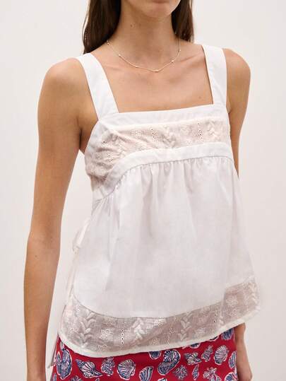 Nöista Top With Wide Straps, Lace-Embroidered Panels, And A Softly Gathered Front For A Flattering, Relaxed Fit. Adjustable Side Ties. Spring, Summer, Music Festival, Looks.