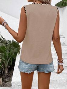 SHEIN VCAY Áo vest cổ tròn in họa tiết da báo phối màu tương phản, kiểu dáng thời trang, năng động, đa năng dành cho nữ. - Màu Khaki - Xem 2