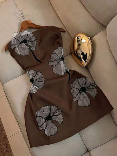 GlowEve CURVE 加大码新款法式3D立体花卉设计修身收腰吊带紧身连衣裙