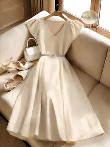 Franclia Robe longue pour femmes avec col en V, manches à volants et ceinture - Nude - Voir 7
