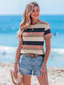 Sylviya 条纹印花短袖T恤，适合外出休闲穿着 - 白色 - 查看 3