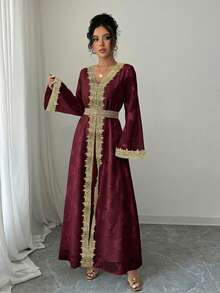 Rafferiza Đầm dài tay cổ chữ V phối ren vàng cho nữ - Màu Đỏ Sâu - Xem 5