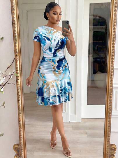 SHEIN Lady CURVE Große größen Sommer Elegantes Batik-Muster Asymmetrisches Kragen Kleid