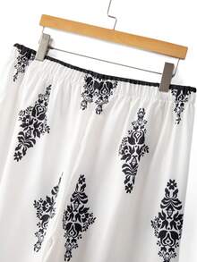 SHEIN PETITE CURVE Pantalones casuales de talla grande para mujer con cintura elástica, ajuste holgado y estampado de pierna ancha - Multicolor - Ver 4