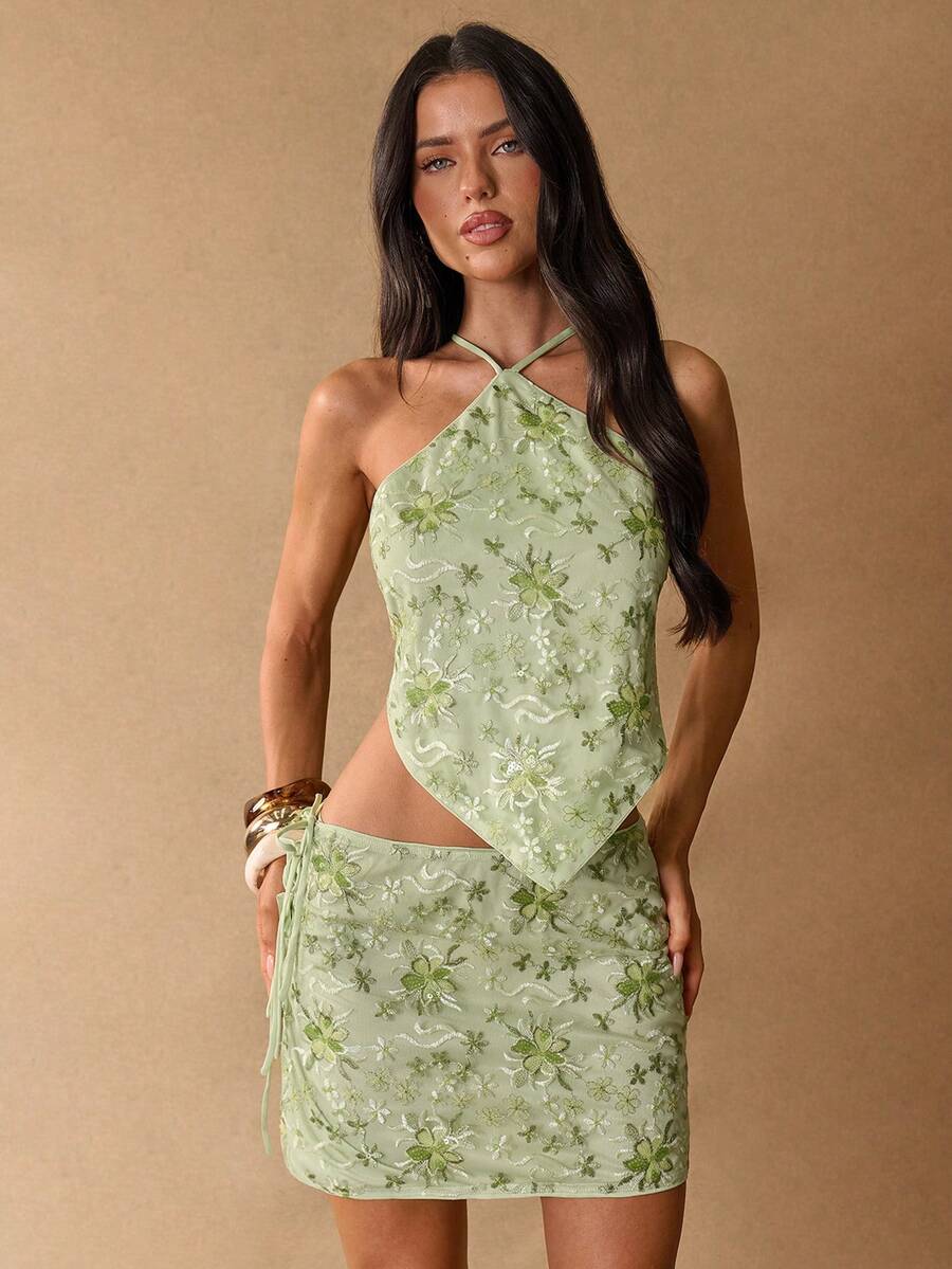 SHEIN BAE Women's Sexy Floral Embroidery Backless Halter Top, Summer - Green - View 1