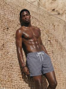 ZELFYO Men's Summer Holiday Plaid Drawstring Waist Beach Shorts, Hawaiian - Black and White - View 3