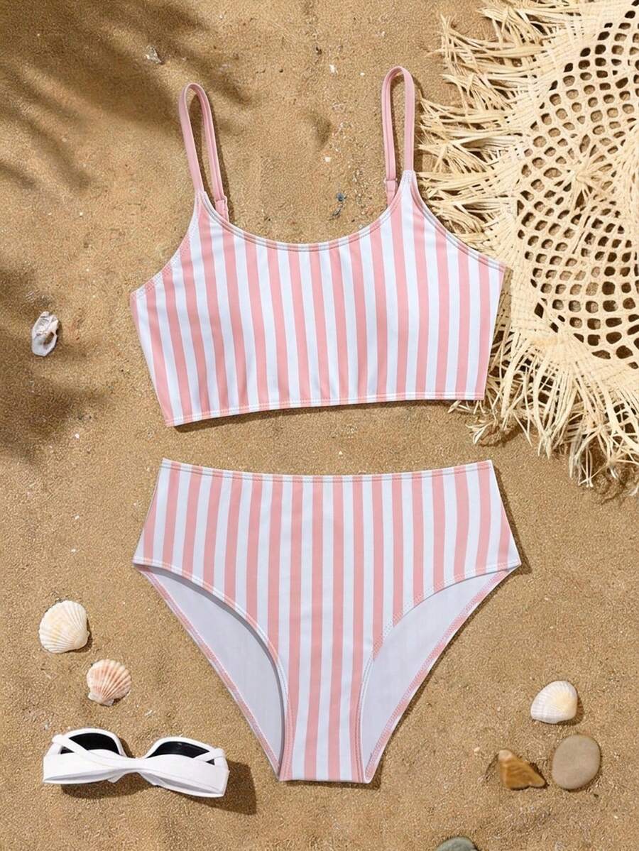 SHEIN 少女夏季沙滩条纹吊带背心和三角比基尼泳衣套装,适合游泳、夏季度假、海滩、海边、泳池、夏季派对和休闲度假。高腰条纹比基尼套装,两件套泳衣,两件式少女泳装,高腰保守两件式泳衣,条纹比基尼女孩两件套泳衣,高腰比基尼套装,少女泳衣两件式条纹比基尼,少女两件套泳衣,保守比基尼套装 - 粉色 - 查看 1