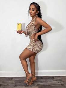 Mistrie Đầm ngắn ôm sát YK2 "Hot Girl" không cổ, kiểu yếm buộc dây, hở lưng, chất liệu vải lưới in họa tiết da báo, xẻ tà bên hông, thích hợp cho mùa lễ hội âm nhạc. - Nhiều màu - Xem 6