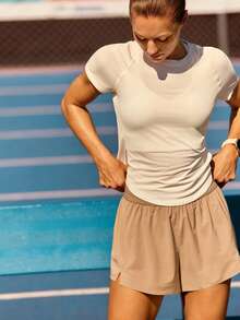 GLOWMODE 追逐你的节奏 腰部长度 超轻速干 弧形下摆缝线 反光常规版型 圆领T恤 跑步 训练 网球 日常运动服 - 白色 - 查看 4