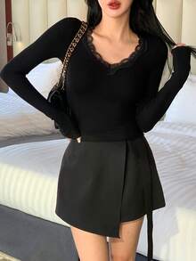 DAZY Áo thun nữ dài tay cổ chữ V phối ren, dáng ôm, thích hợp mặc lót bên trong. - màu đen - Xem 4