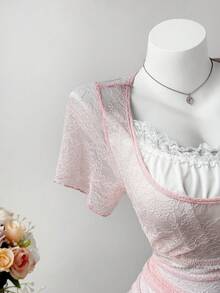 Sweetra 大码复古蕾丝拼接方领荷叶边短袖T恤，性感妩媚，春夏款 - 粉色 - 查看 4