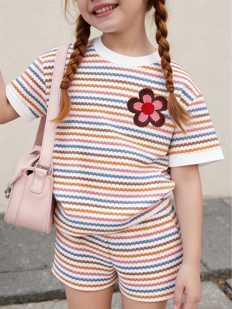 2件套少女休闲彩色条纹圆领短袖T恤短裤套装,专为女孩设计,舒适的夏秋款式,适合日常穿着。 - 彩色 - 查看 1