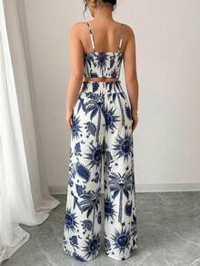 SHEIN Holidaya Women's Navy And White Palm Tree Digital Print 2-Piece Set,Boho Summer Vacation Holiday Outfits,Casual Beach 2 Piece Outfits,Elegant Chic Street Style - Blue and White - View 3
