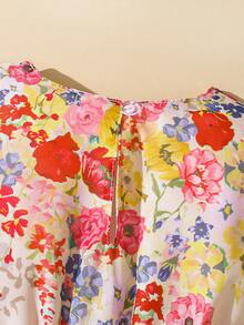 SHEIN 小女孩优雅碎花连衣裙，配有腰带，适合外出和度假 - 紅色 - 查看 8