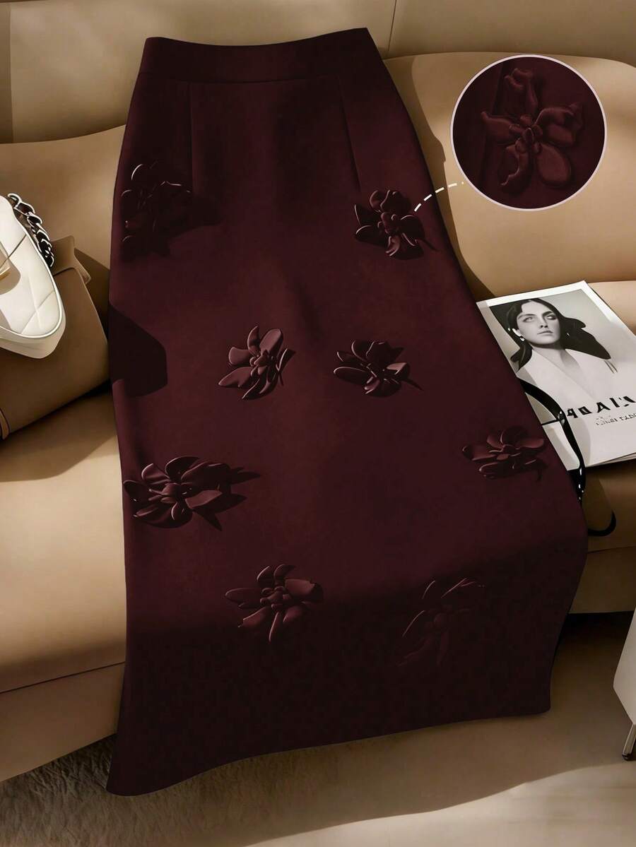 GlowEve CURVE 大码女式纯色优雅3D花卉装饰双口袋时尚百搭A字裙 - 酒紅色 - 查看 1