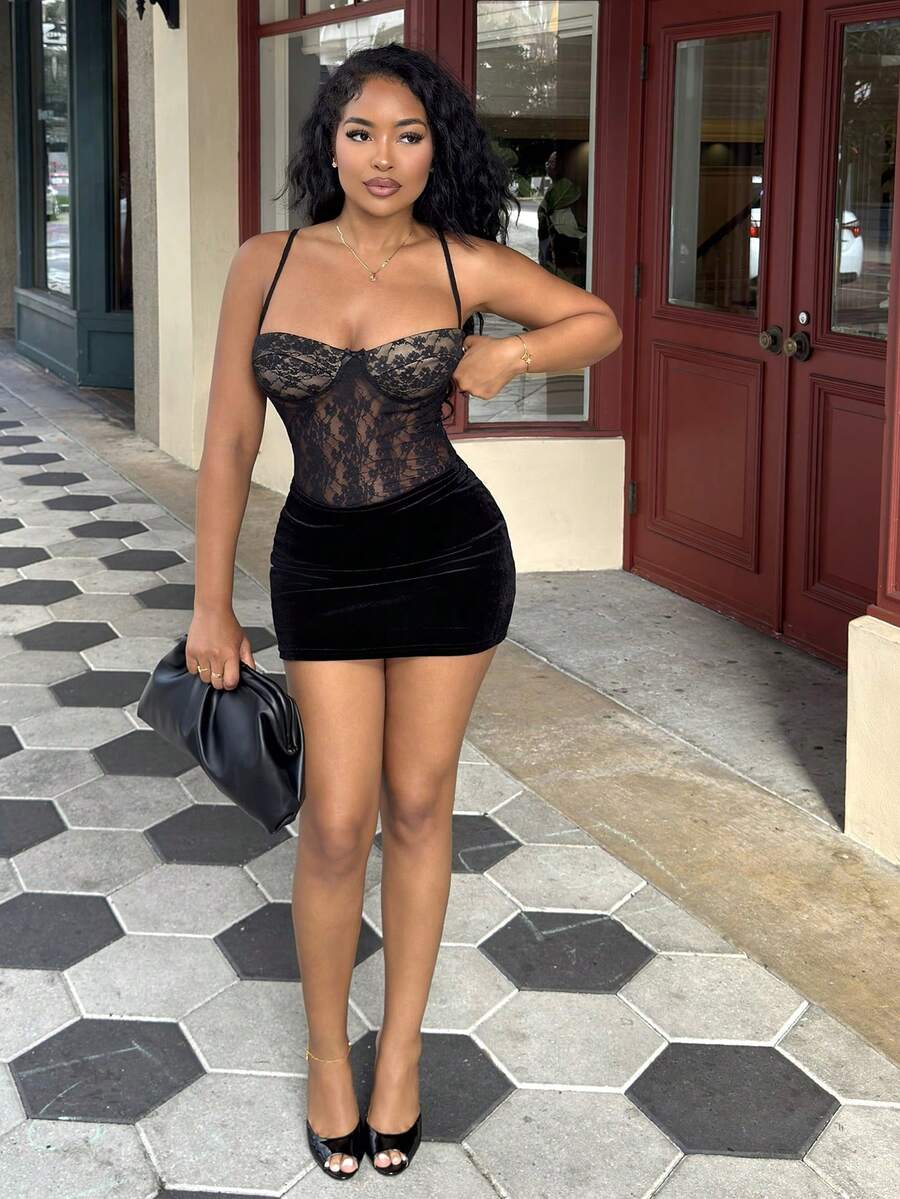 Alexandranx Black Spaghetti Strap Sheer Fitted Sexy Lace Bodysuit - Black - View 1