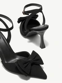 CUCCOO CHICEST 女士黑色蝴蝶结尖头扣带细高跟凉鞋 - 黑色 - 查看 6