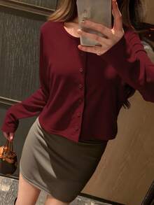 DAZY Áo thun nữ tay dài cổ tròn rộng rãi hở phía trước màu trơn, quần áo nữ mùa thu - Đỏ - Xem 4