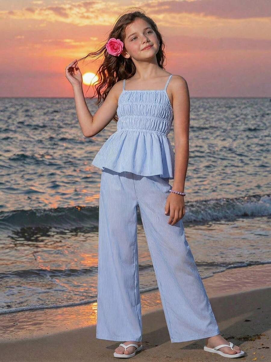 SHEIN 少女休闲无袖荷叶边露脐上衣和裤子套装 - 淺藍色 - 查看 1