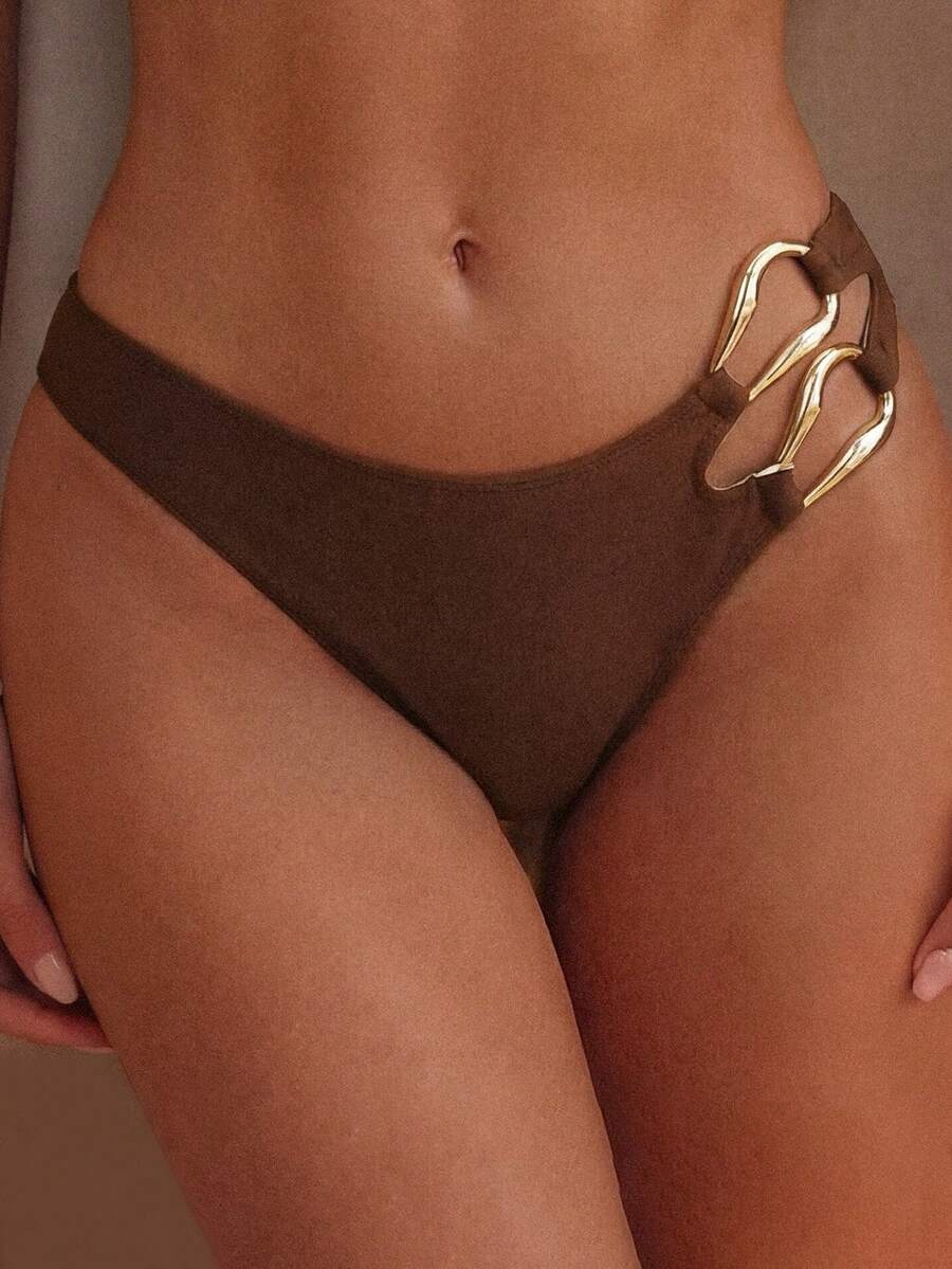 SHEIN Swim Chicsea Women's Solid Color Metal Decor Linked Triangle Bikini Bottom - Brown - View 1
