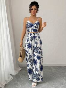 SHEIN Holidaya Women's Navy And White Palm Tree Digital Print 2-Piece Set,Boho Summer Vacation Holiday Outfits,Casual Beach 2 Piece Outfits,Elegant Chic Street Style - Blue and White - View 4