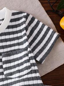 SHEIN 2pcs Toddler Infant Baby Boys Fashion Black & White Striped Waffle Knit Fabric Pocket Round Neck Short Sleeve T-Shirt And Black Elastic Waist Shorts Set, Summer Baby Summer Outfit Boy Baby Boy Summer Clothes Toddler Summer Outfits Baby Boy Striped Outfit Matching Striped Set Two Piece Summer Sets Toddler Set Stripe Set - Black and White - View 7