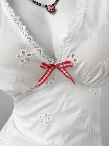 Sweetra Plus Size Women's Fitted Embroidered White Casual Blouse, Spring/Summer - White - View 4